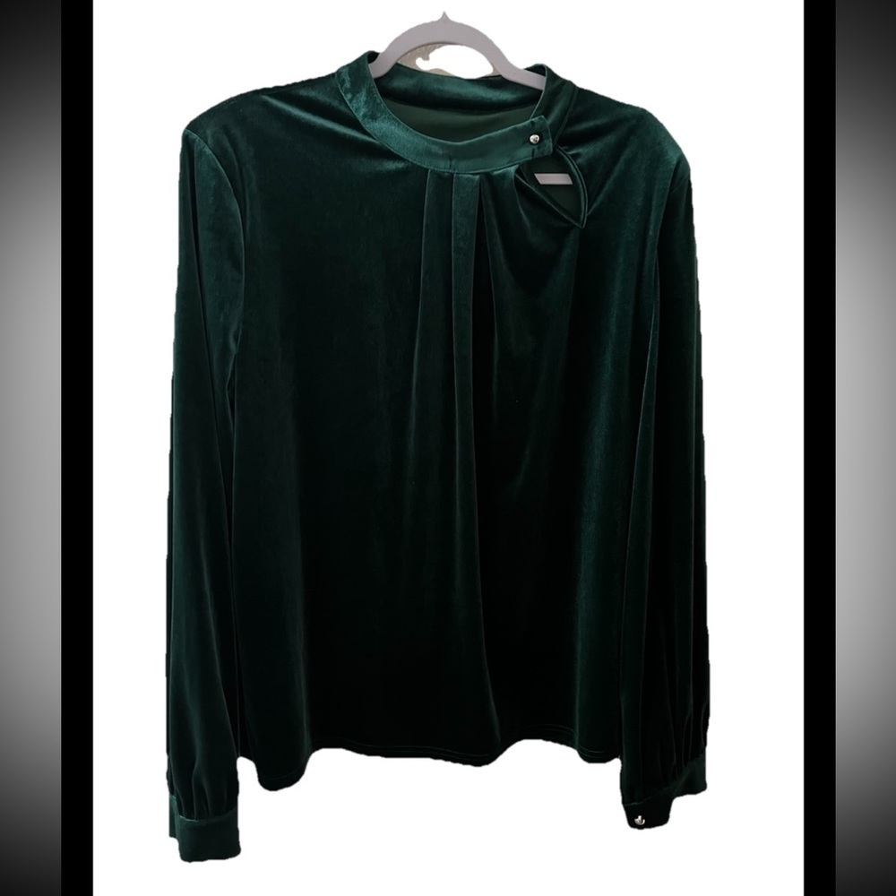 Velour Green Long Sleeve Top Key Hole Neck  XXL Christmas Holiday